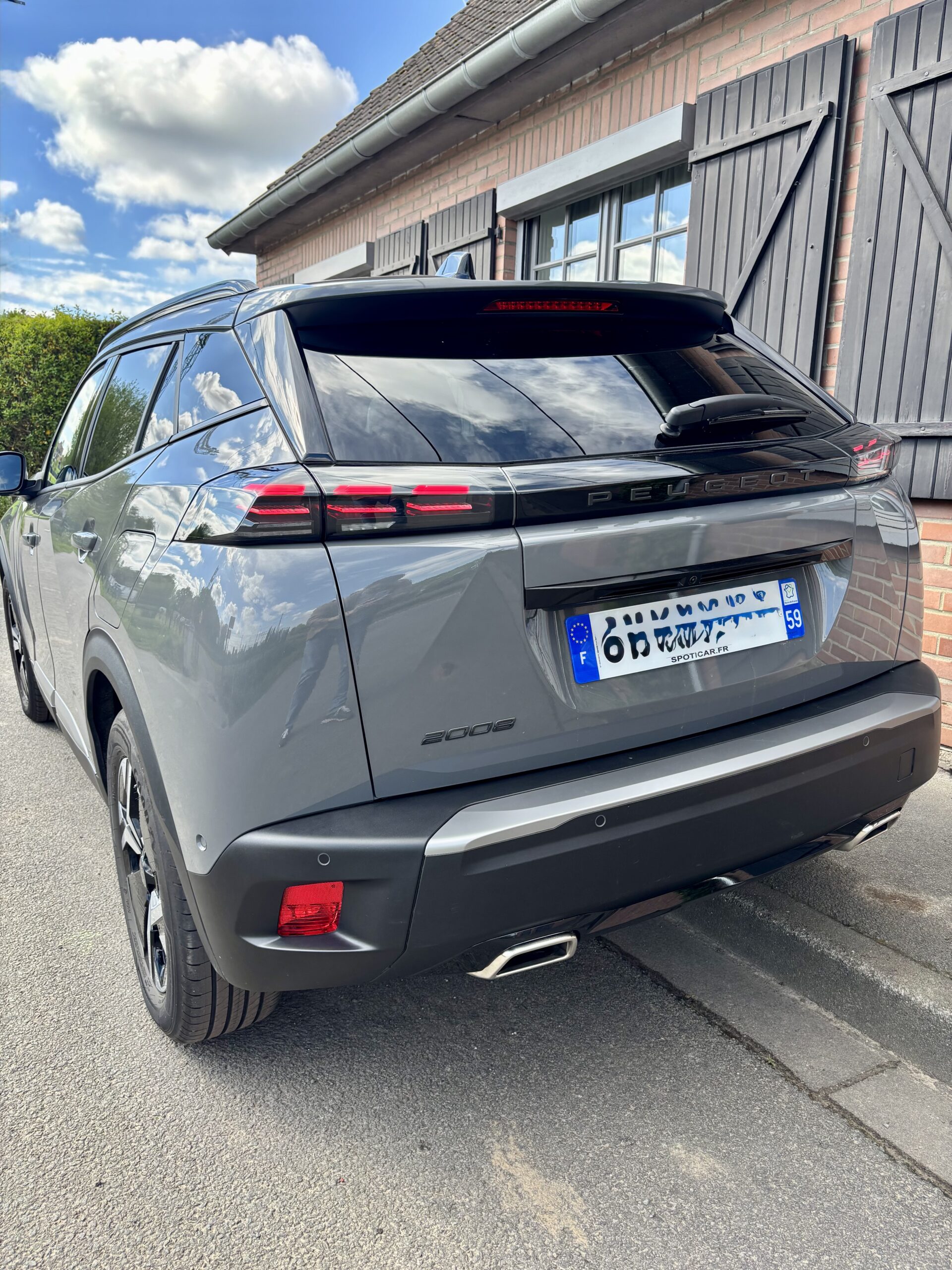
								Peugeot 2008 130 EAT8 Allure full									