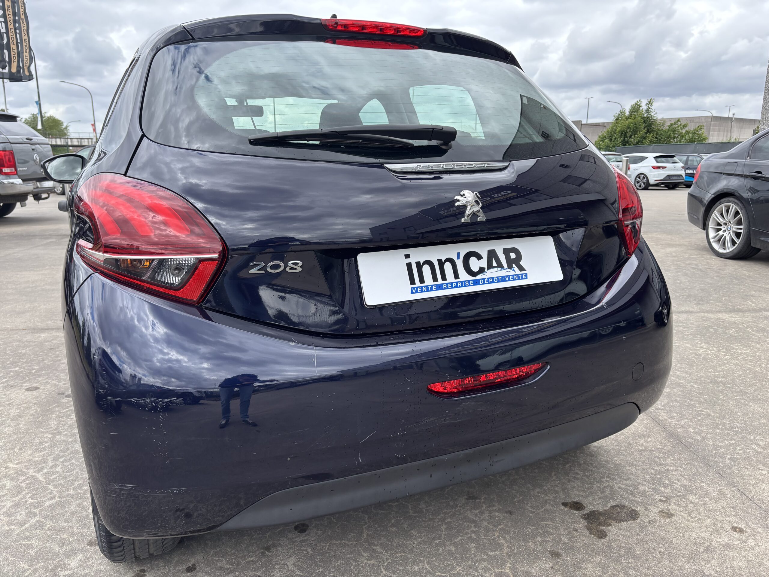
								Peugeot 208 1L6 BlueHDI 75cv full									