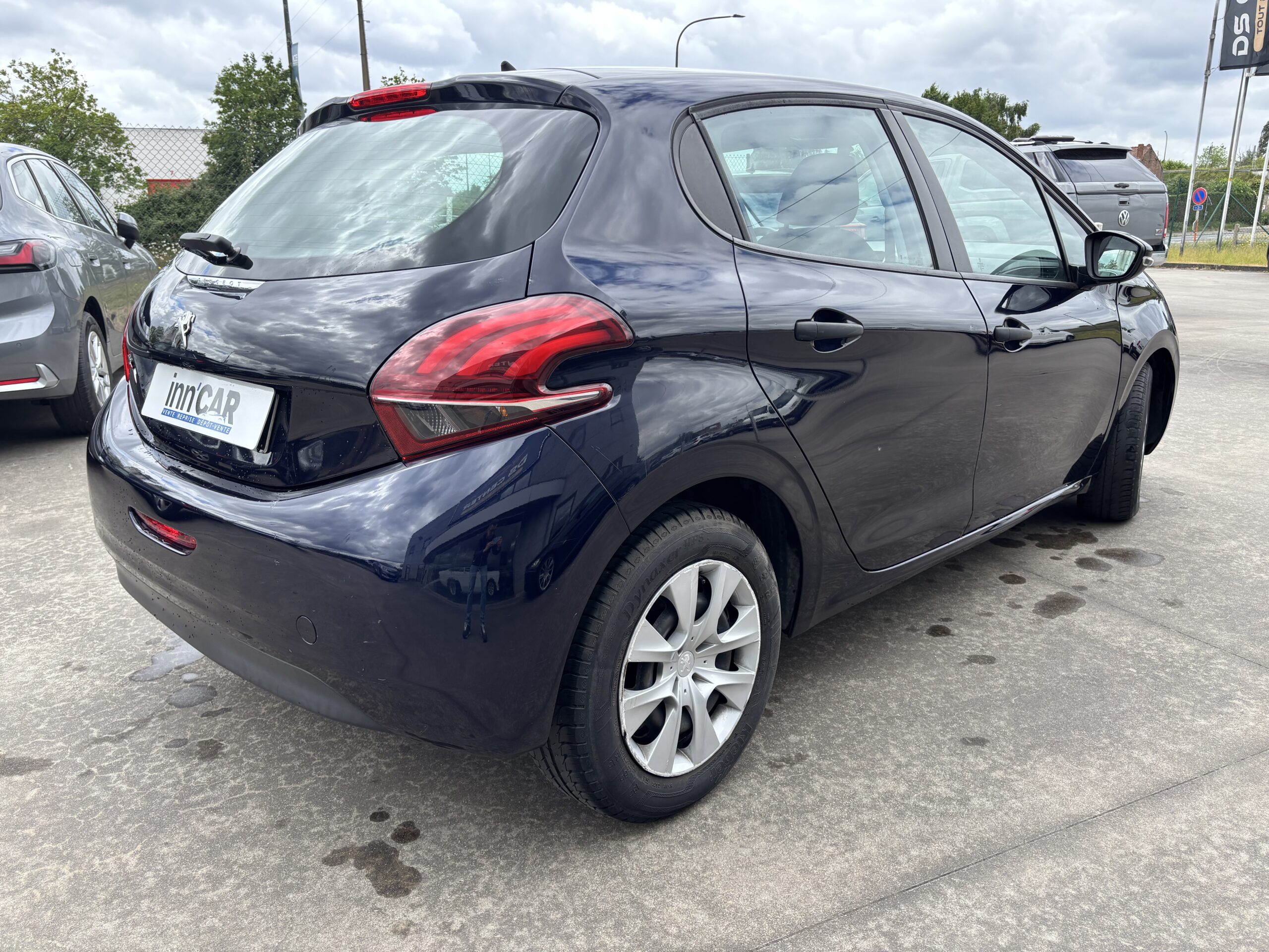 
								Peugeot 208 1L6 BlueHDI 75cv full									