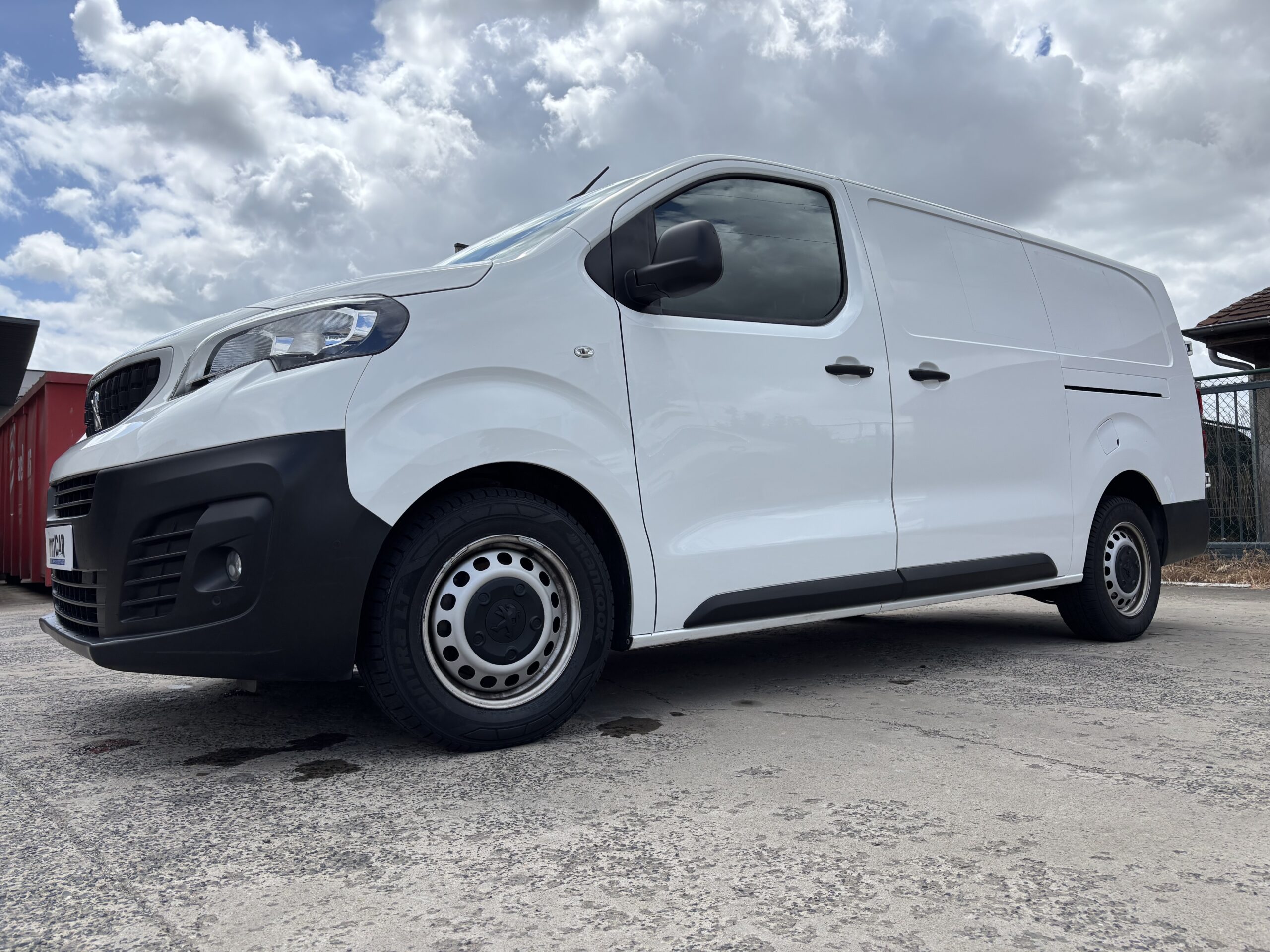 
								Peugeot Expert 2L BlueHDI 120 Asphalt Long full									