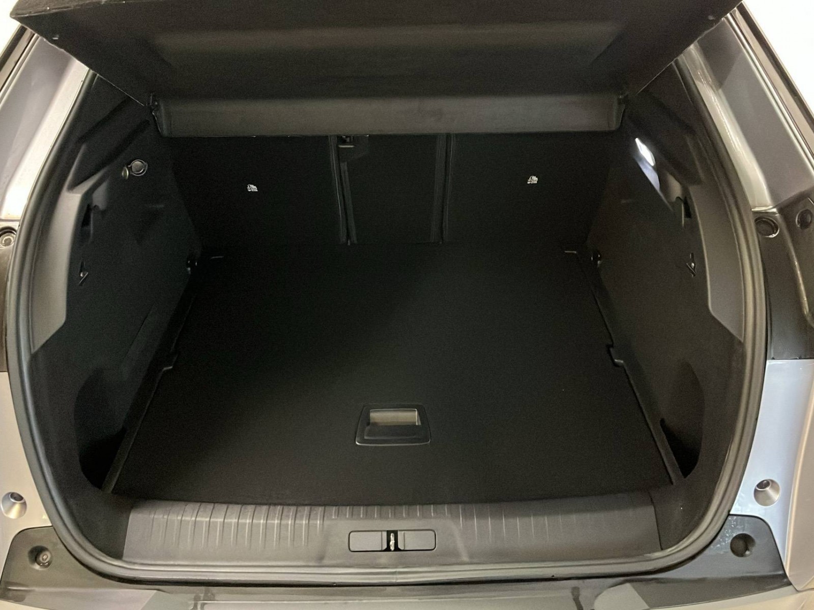
								Peugeot 3008 145 E-DCS6 ALLURE HYBRIDE – Garantie 5 ans full									