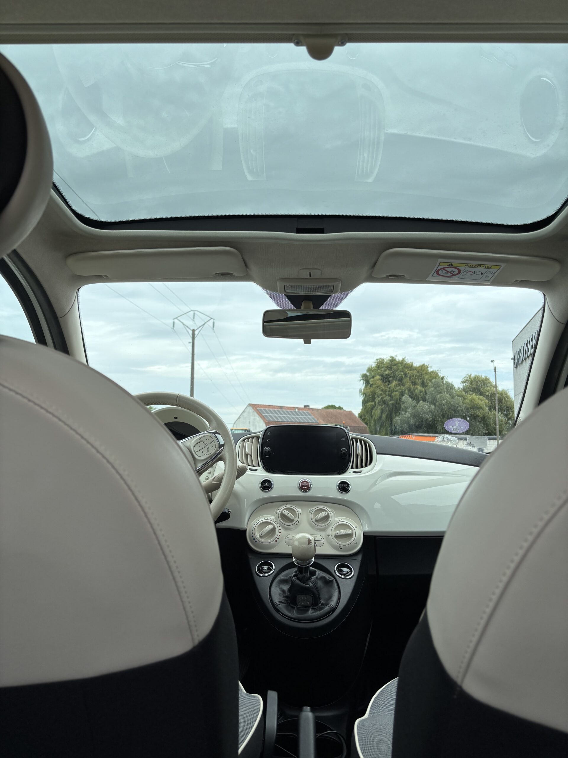 
								FIAT 500 – 1.2 8V 69 LOUNGE full									
