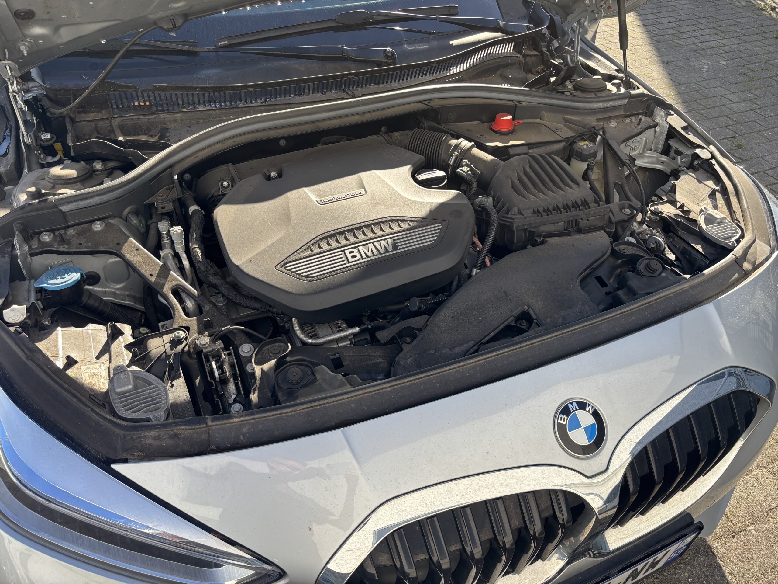 
								BMW Série 1 F40 116d Business design DKG7 – Garantie 12 mois – 3000€ d’options full									