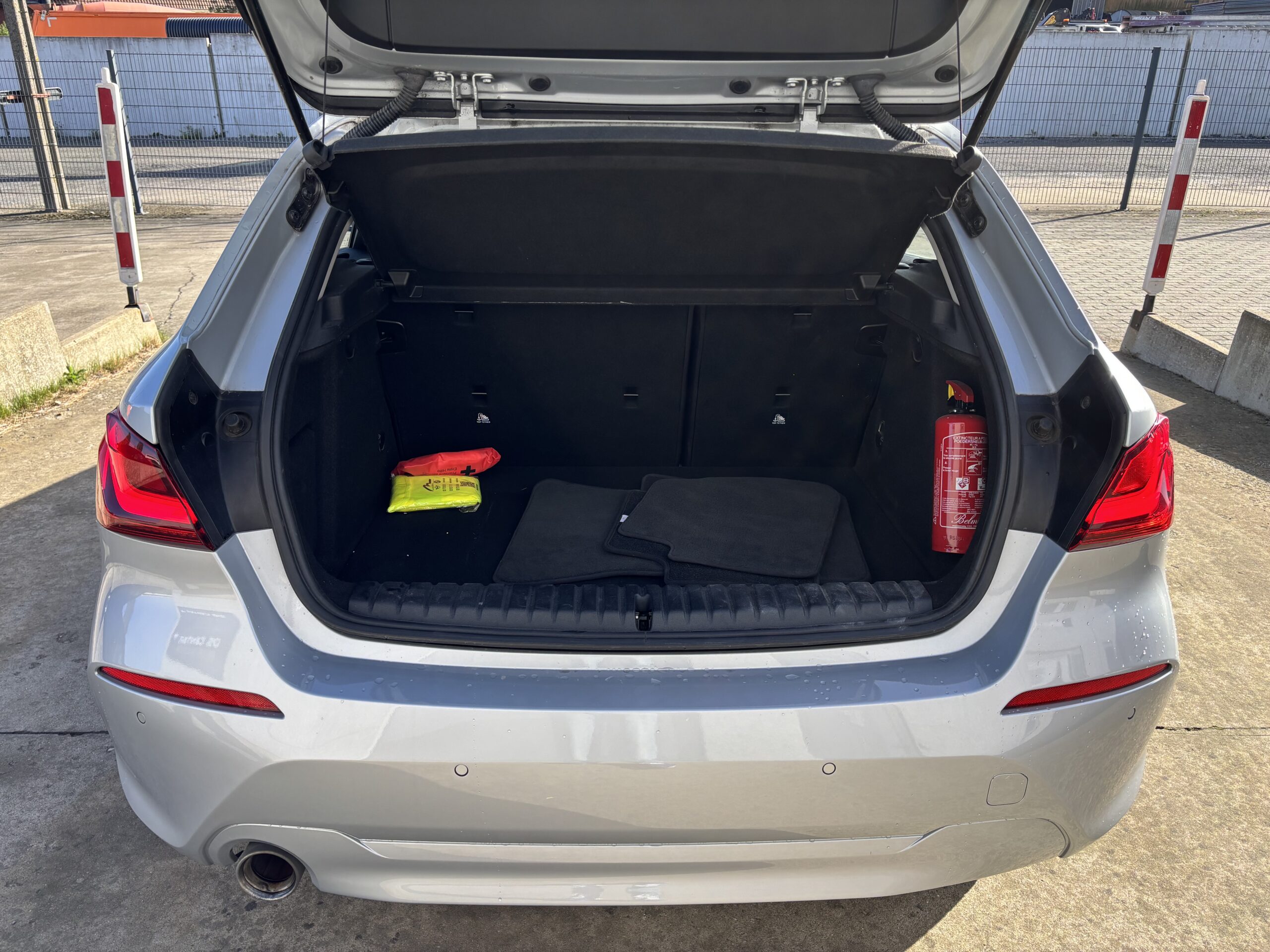 
								BMW Série 1 F40 116d Business design DKG7 – Garantie 12 mois – 3000€ d’options full									
