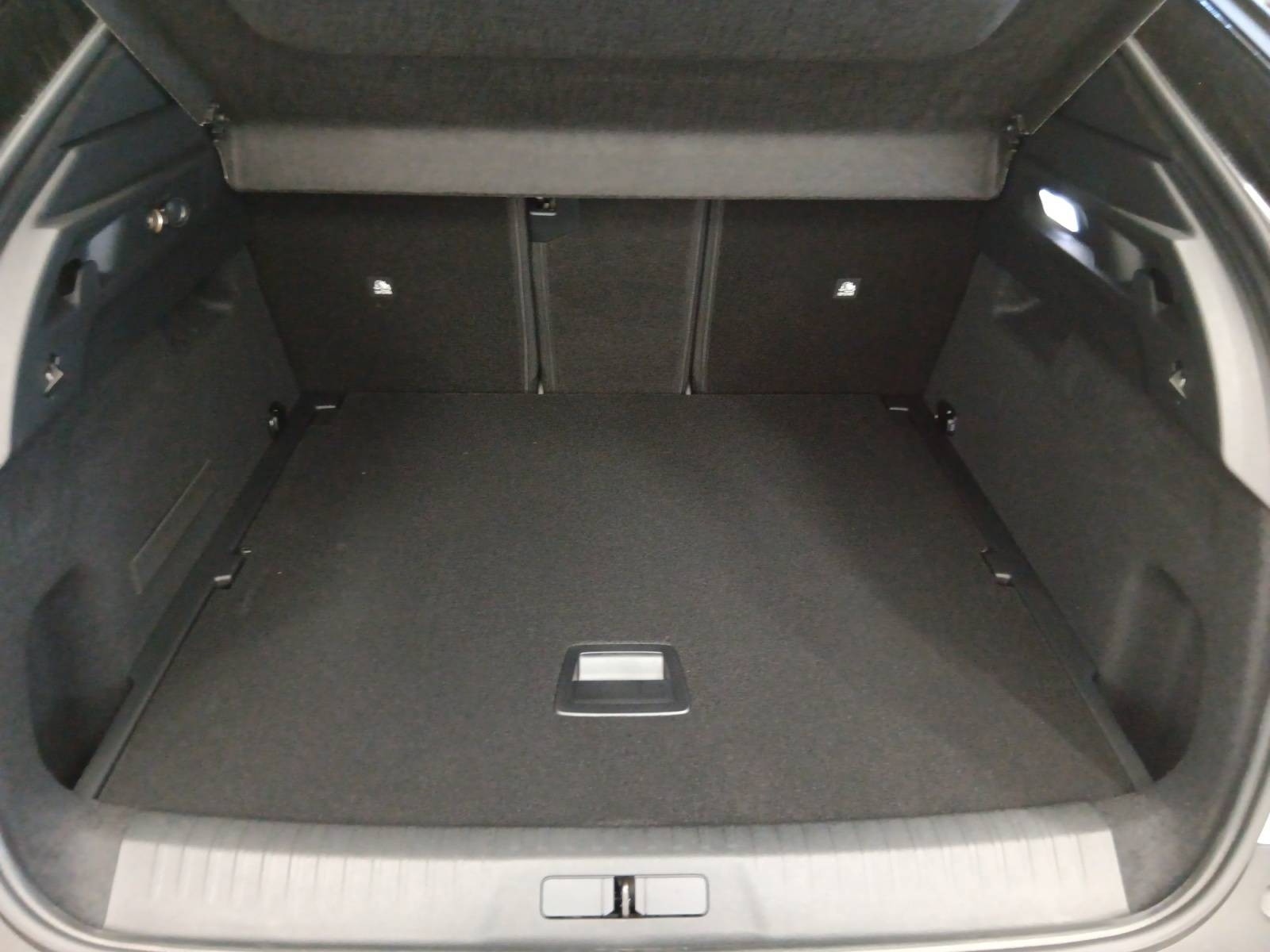 
								PEUGEOT 3008 HYBRID 145 E-DCS6 GT – Garantie 5 ans full									
