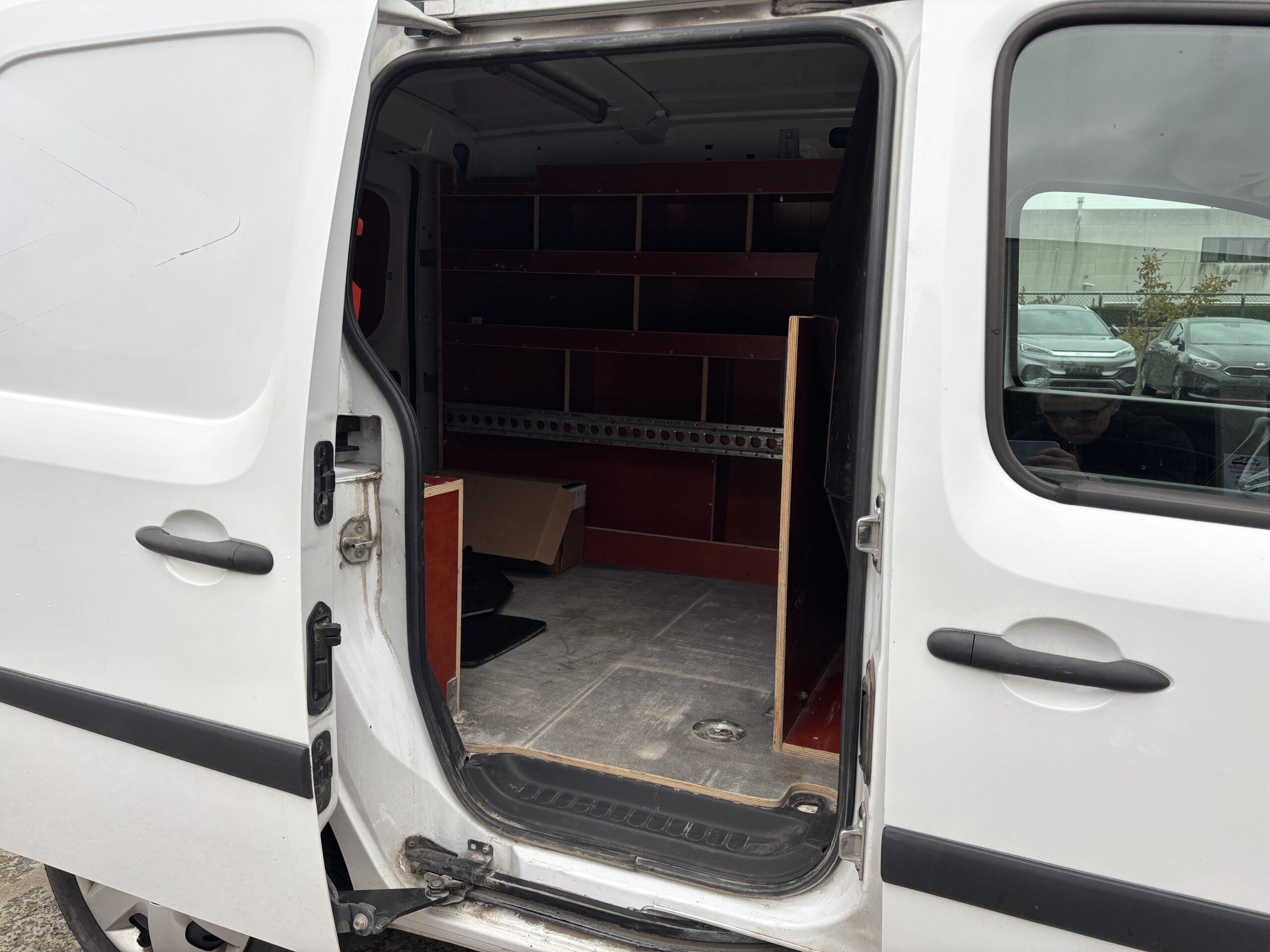 
								Renault Kangoo 1.5 DCI 90 extra R-LINK – 7500€HT full									