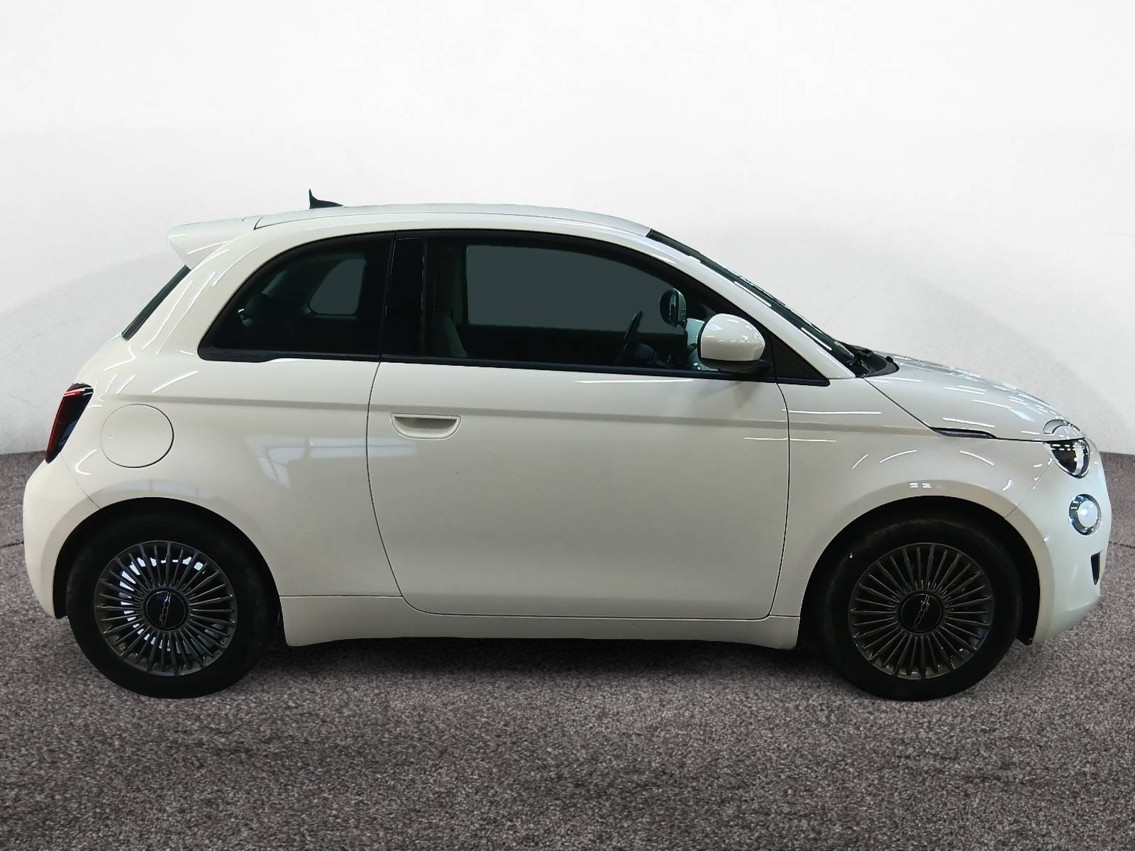 
								FIAT 500e 118 CH ICÔNE – Garantie 24 mois full									