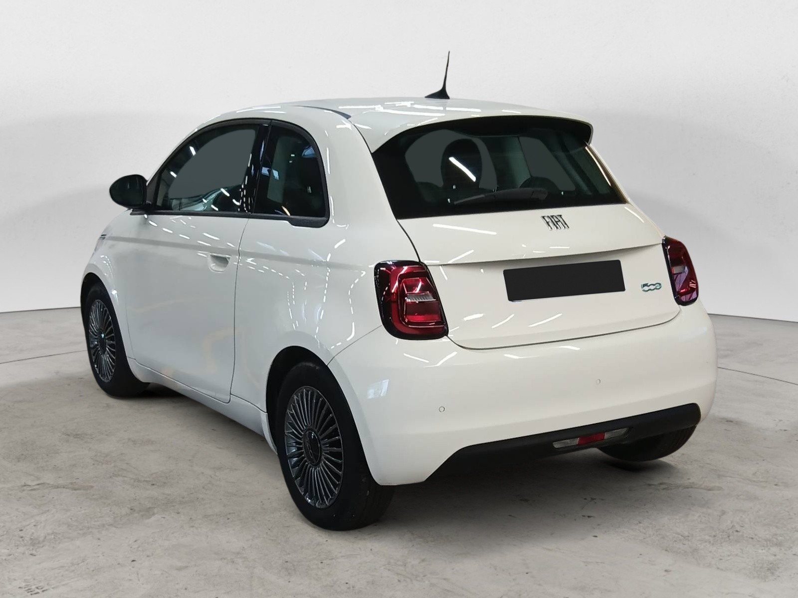 
								FIAT 500e 118 CH ICÔNE – Garantie 24 mois full									
