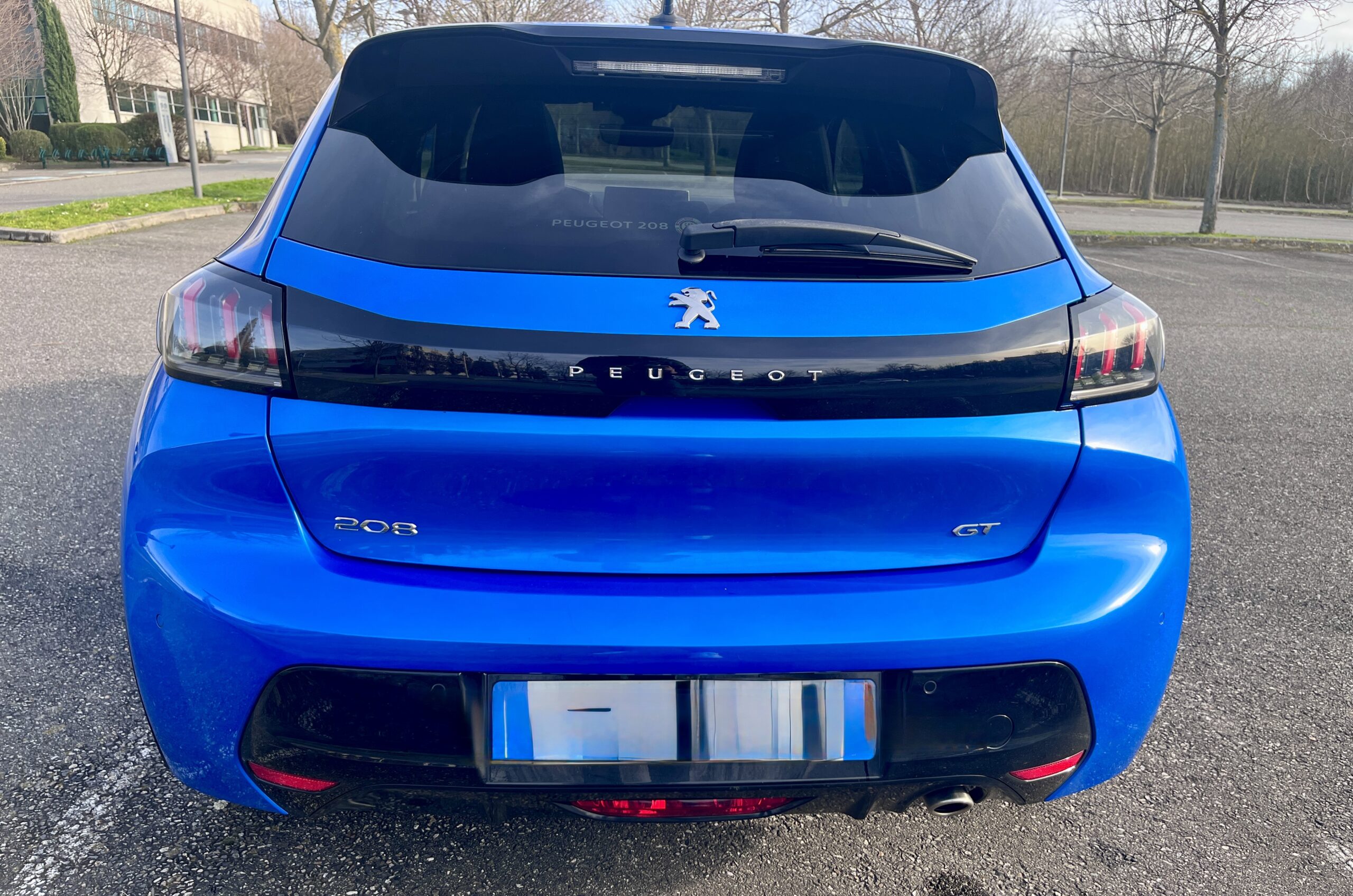 
								PEUGEOT 208 1.2 PURETECH 100 – GT EAT8 full									