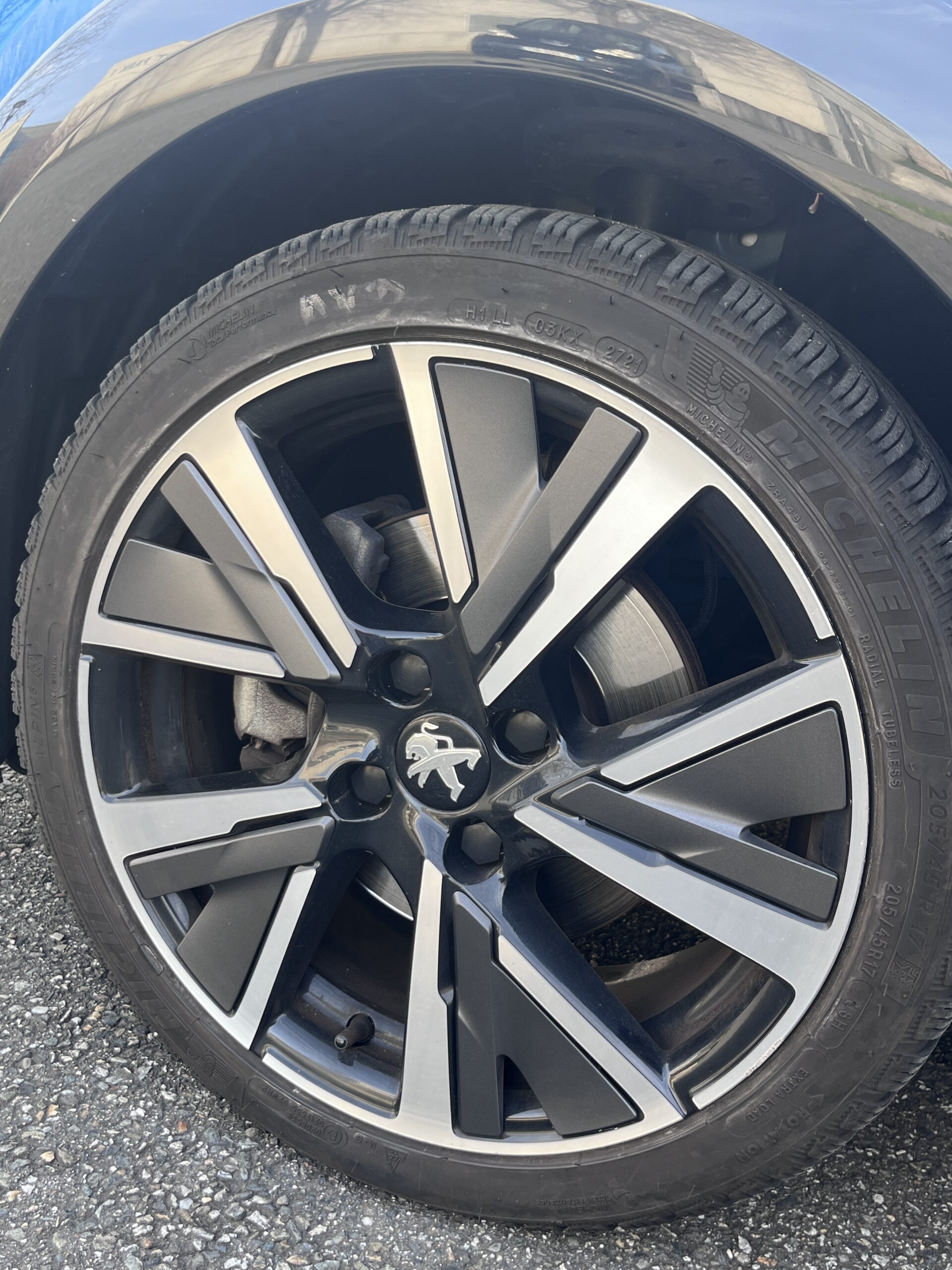 
								PEUGEOT 208 1.2 PURETECH 100 – GT EAT8 full									