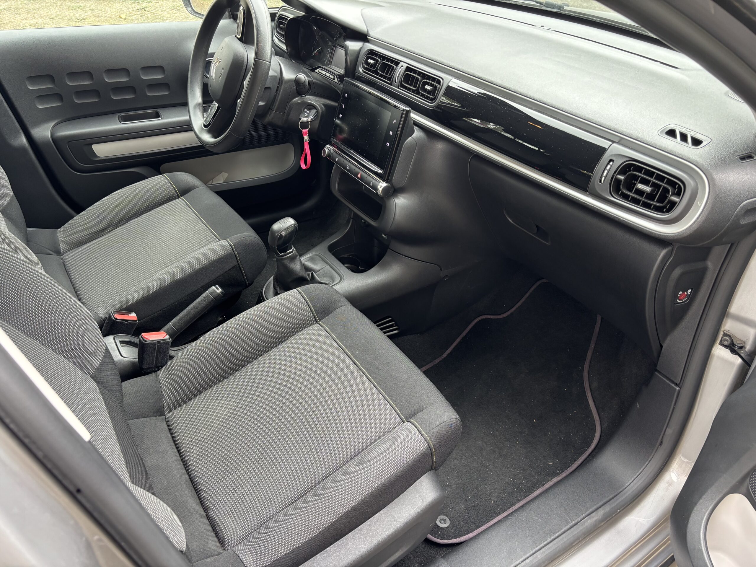 
								Citroen C3 – 1l2 PT 82cv FEEL – Garantie 6 mois full									